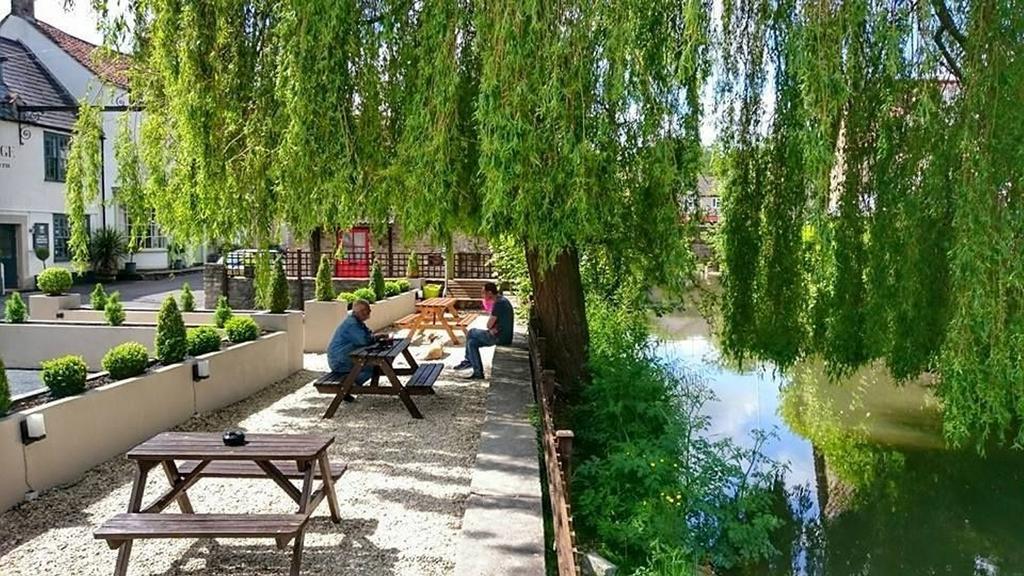 فندق The George At Nunney المظهر الخارجي الصورة
